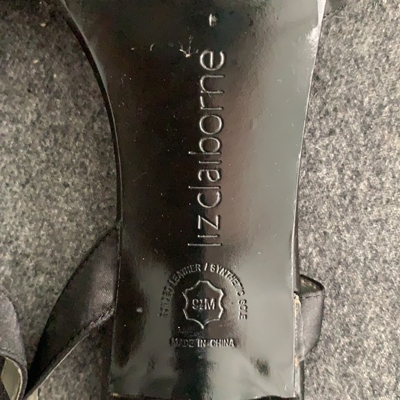 9.5M Liz Claiborne black satin slingbacks - Picture 8 of 8